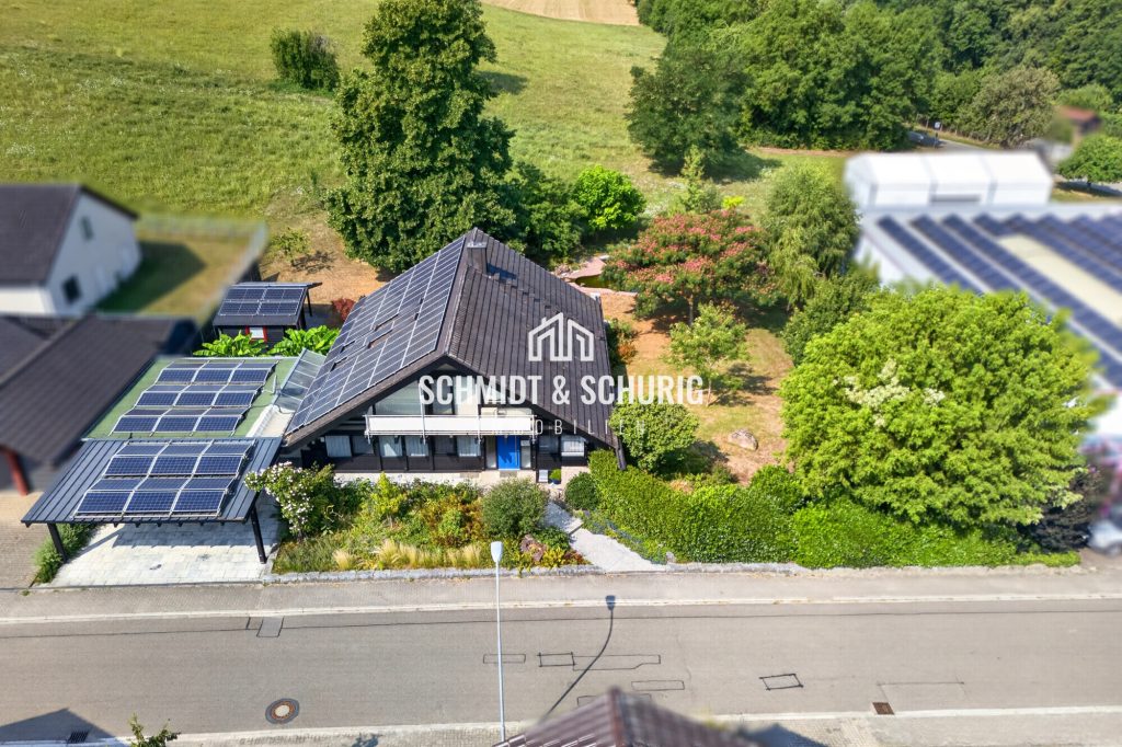 Vorderansicht Immobilienangebot - Kürnbach - Alle - Exklusives Einfamilienhaus - Architektur mit Wiedererkennungswert