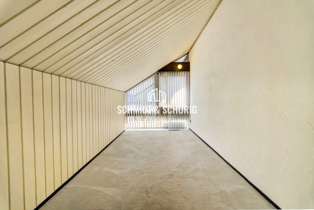 Schlafzimmer Dachgeschoss Immobilienangebot - Kürnbach - Alle - Exklusives Einfamilienhaus - Architektur mit Wiedererkennungswert