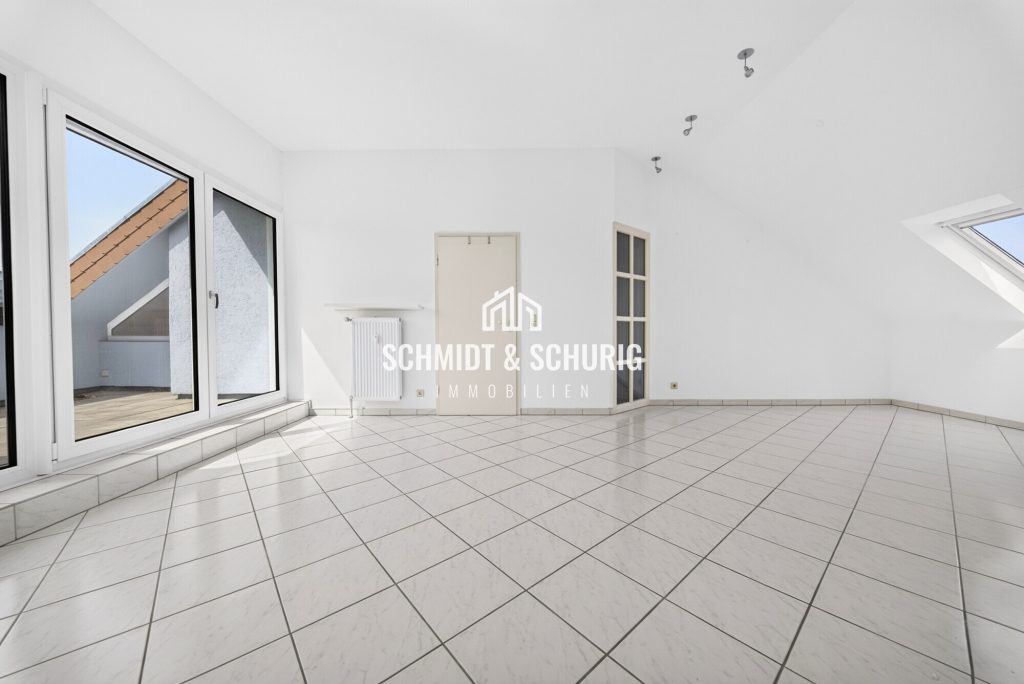 Wohn – / Esszimmer Immobilienangebot - Bruchsal - Alle - Wohnen mit Blick über Bruchsal -
Eigentumswohnung mit Dachterrasse