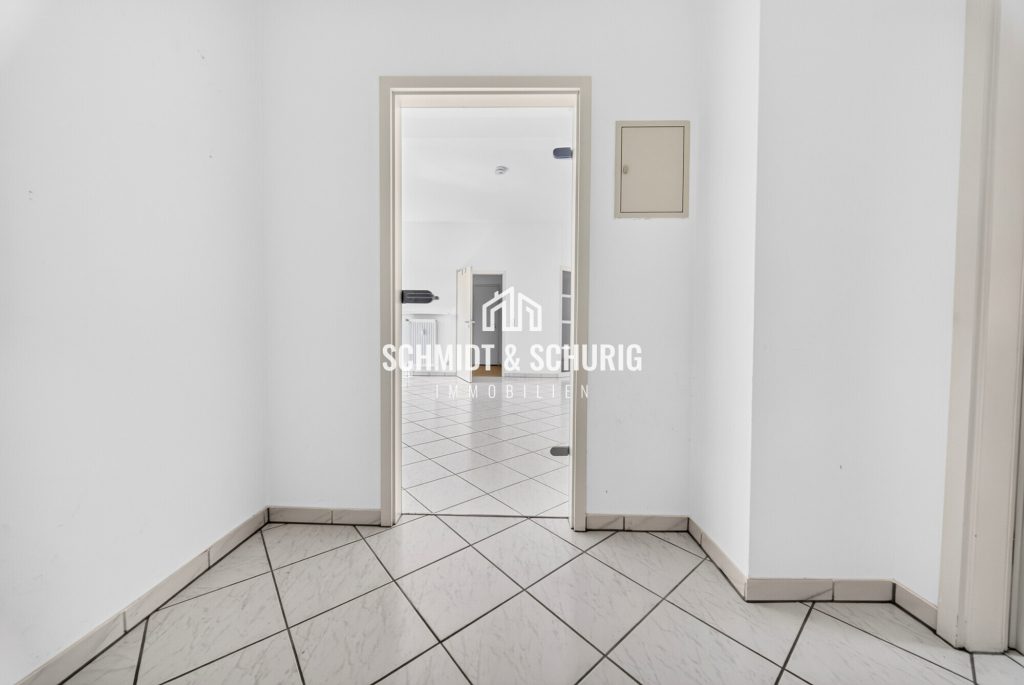 Flur / Eingangsbereich Immobilienangebot - Bruchsal - Alle - Wohnen mit Blick über Bruchsal -
Eigentumswohnung mit Dachterrasse