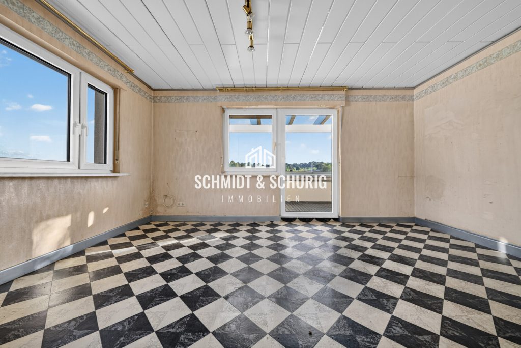 Immobilienangebot - Gondelsheim - Alle - Einfamilienhaus mit Nebengebäude und großem Grundstück mit viel Potenzial