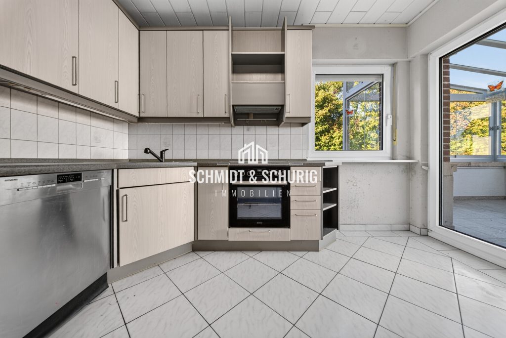 Immobilienangebot - Gondelsheim - Alle - Einfamilienhaus mit Nebengebäude und großem Grundstück mit viel Potenzial