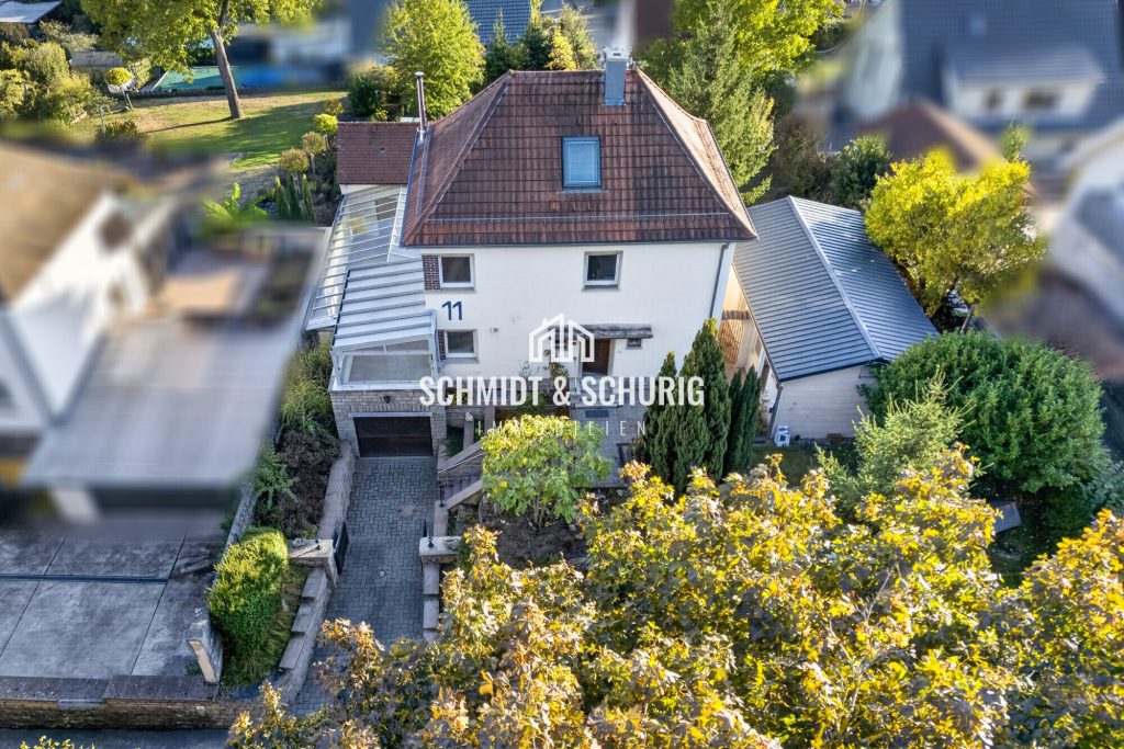 Immobilienangebot - Gondelsheim - Alle - Einfamilienhaus mit Nebengebäude und großem Grundstück mit viel Potenzial