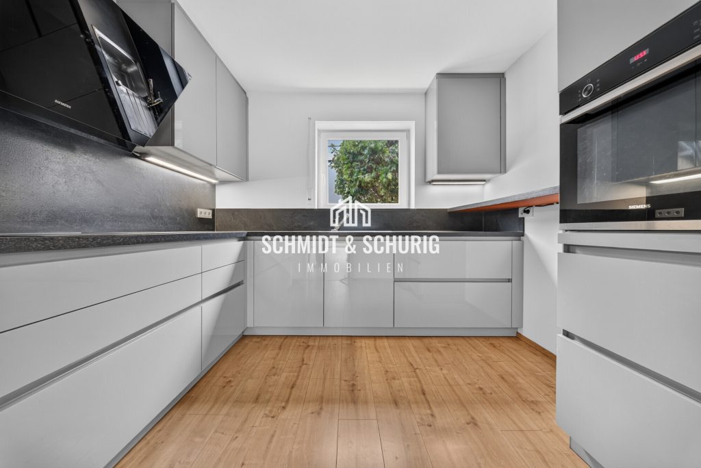 Immobilienangebot - Karlsdorf-Neuthard / Neuthard - Alle - Gepflegte Doppelhaushälfte in ruhiger Lage von Neuthard