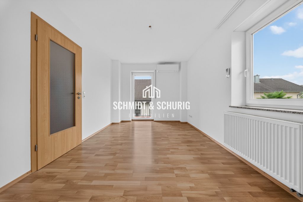 Immobilienangebot - Karlsdorf-Neuthard / Neuthard - Alle - Gepflegte Doppelhaushälfte in ruhiger Lage von Neuthard