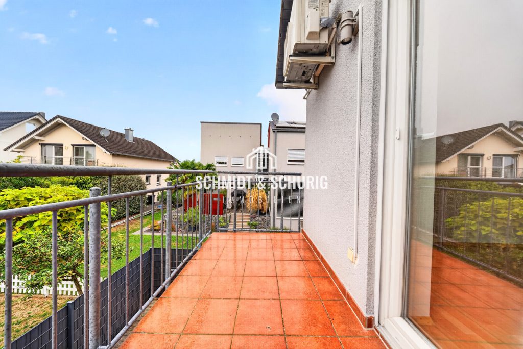Immobilienangebot - Karlsdorf-Neuthard / Neuthard - Alle - Gepflegte Doppelhaushälfte in ruhiger Lage von Neuthard