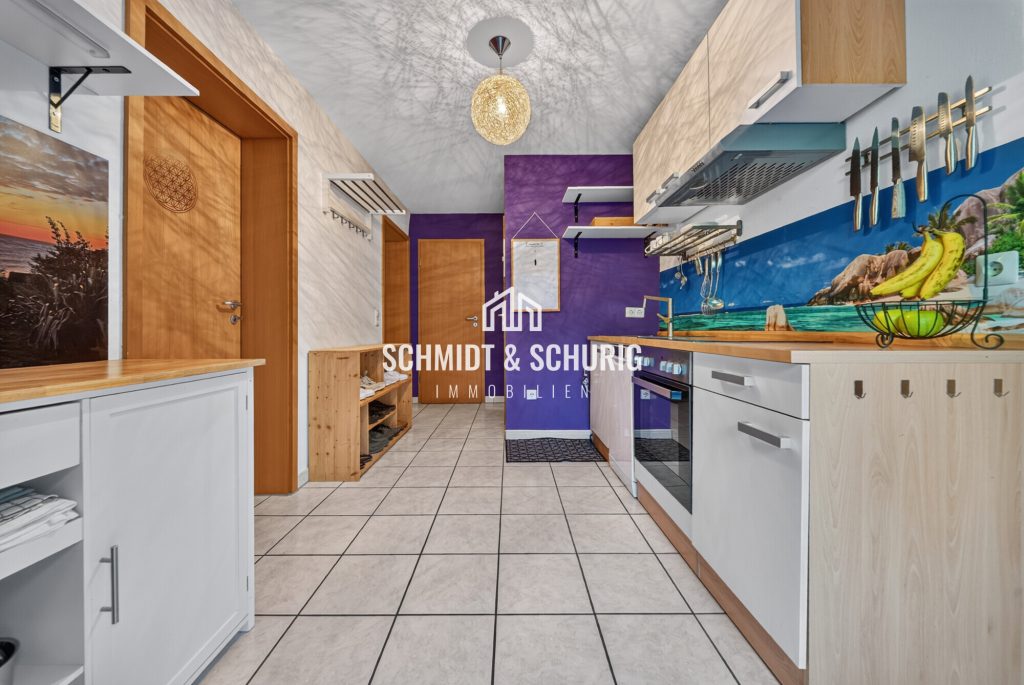 Küche Einlieger Immobilienangebot - Kürnbach - Alle - Viel Platz für die Familie – Doppelhaushälfte mit Einliegerwohnung!