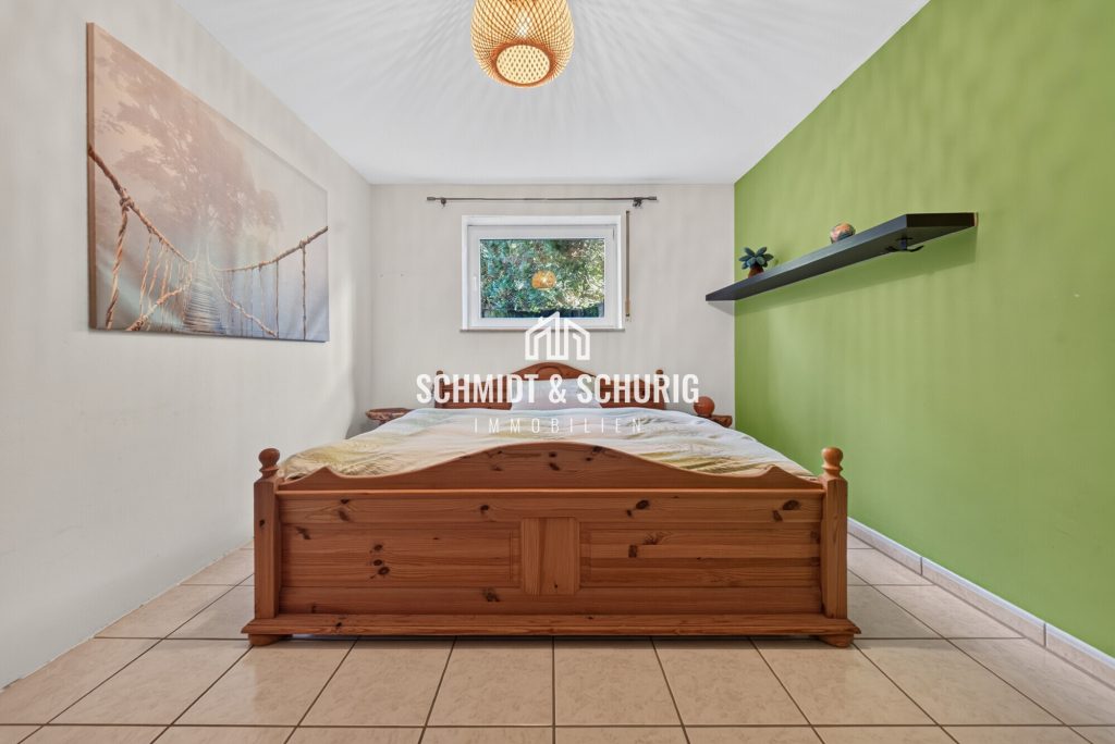 Schlafzimmer Einlieger Immobilienangebot - Kürnbach - Alle - Viel Platz für die Familie – Doppelhaushälfte mit Einliegerwohnung!