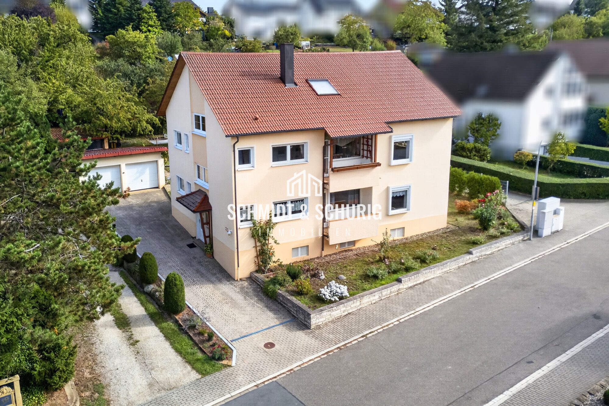Immobilienangebot - Kürnbach - Alle - Zweifamilienhaus mit großzügigem Garten in Kürnbach