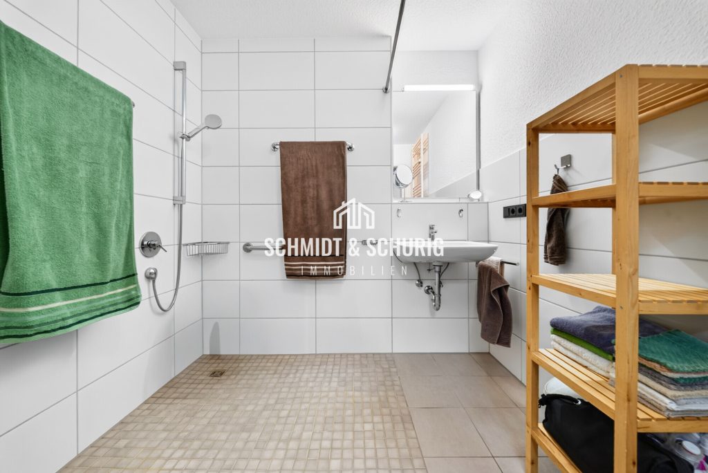 Immobilienangebot - Dettenheim / Rußheim - Alle - Modernes seniorengerechtes Wohnen mit großer Dachterrasse
