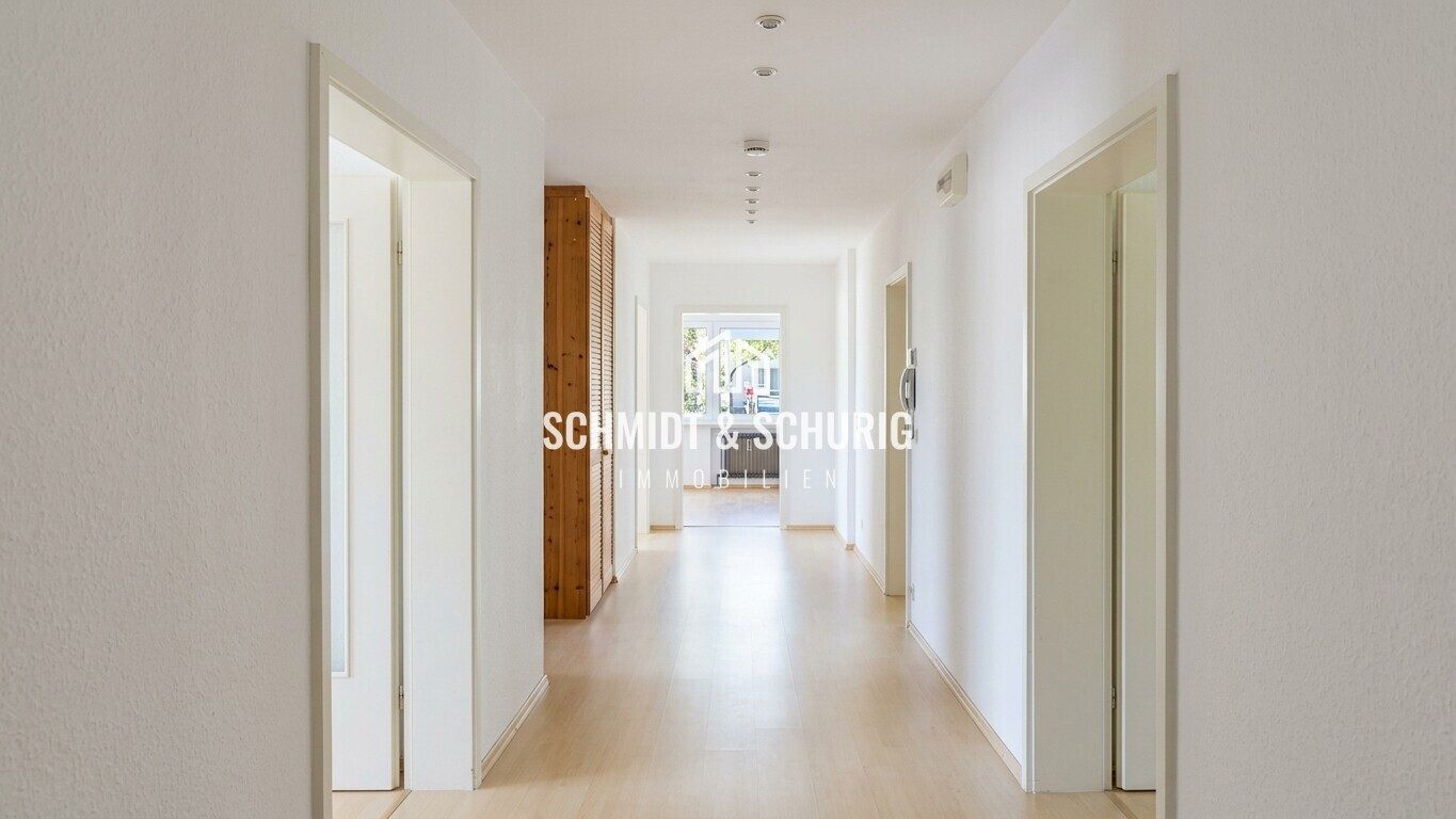 Immobilienangebot - Kraichtal / Bahnbrücken - Alle - Charmante Souterrainwohnung mit Stellplatz und schönem Außenbereich
