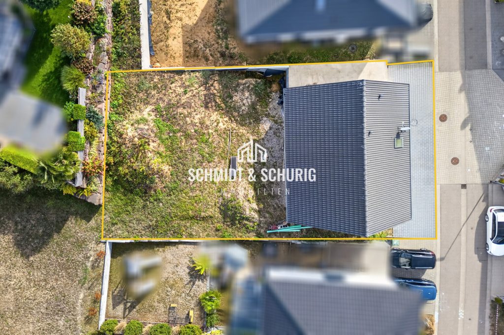 Luftaufnahme Immobilienangebot - Gondelsheim - Alle - Neuwertiges Einfamilienhaus mit viel Potenzial, Doppelgarage und 6 Stellplätzen