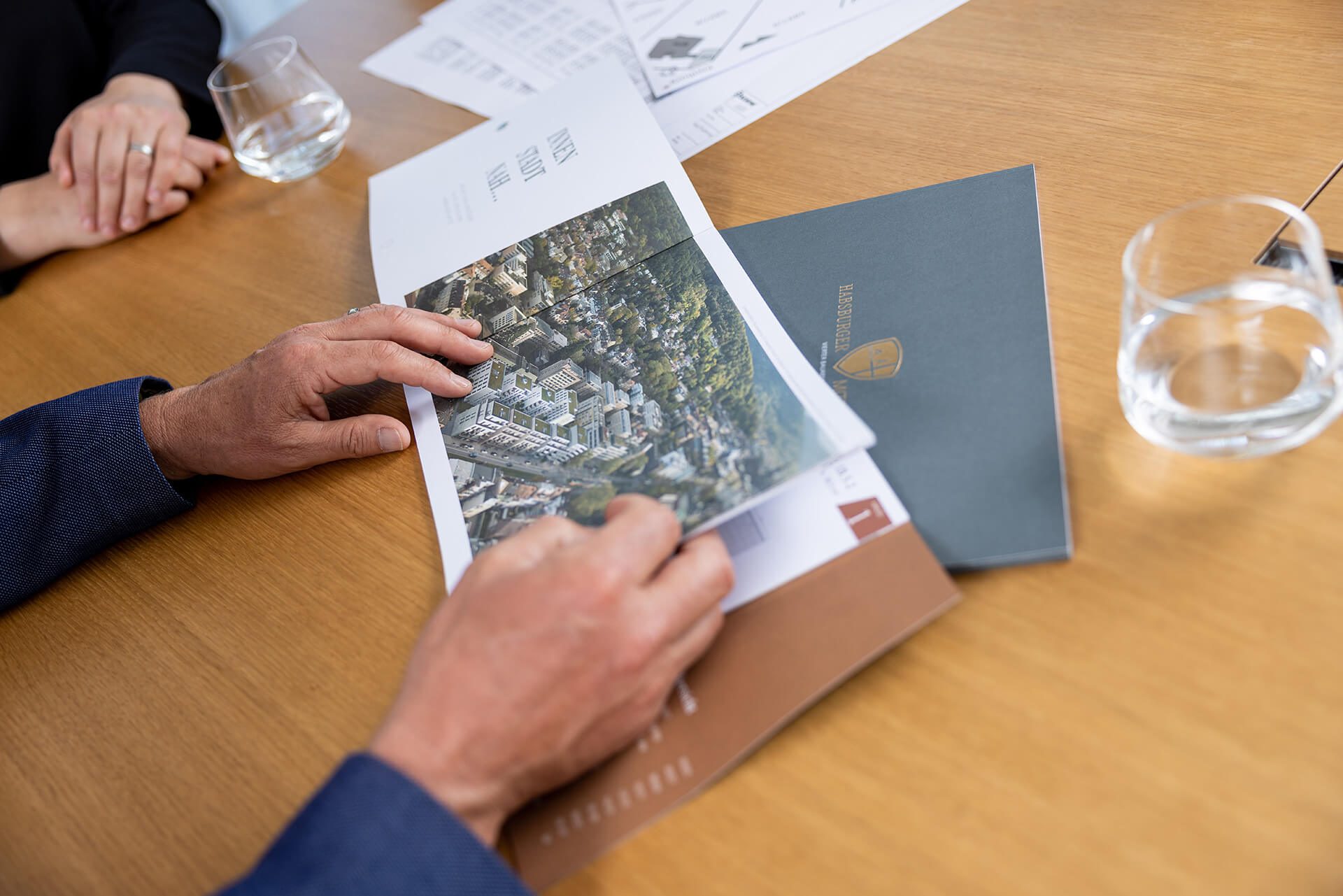 Über uns - Geschäftsfelder der Gisinger Immobiliengruppe Freiburg Über uns - Geschäftsfelder der Gisinger Immobiliengruppe Freiburg