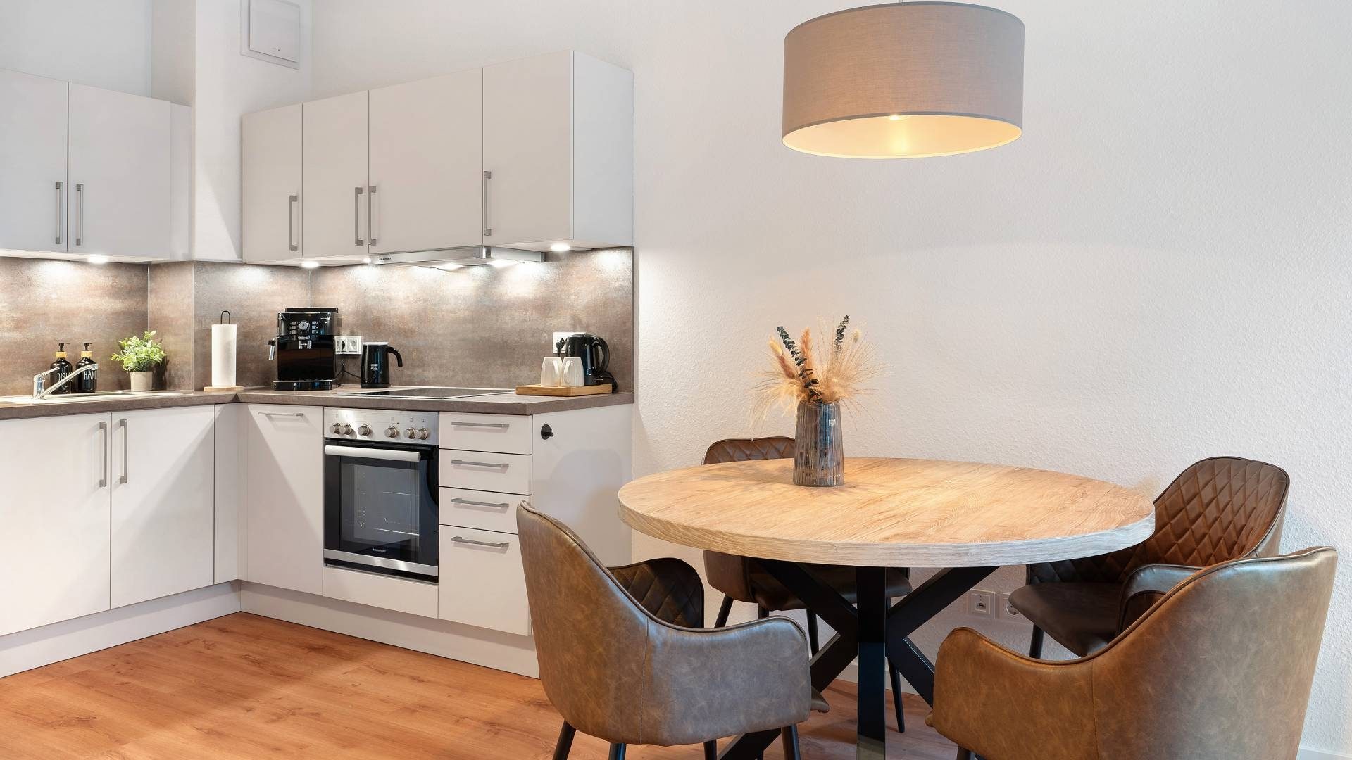 Immobilienangebot - Freiburg - Wohnen & Investment & Rest - Kronenmattenstraße, Freiburg-Wiehre - 
Solide Kapitalanlage