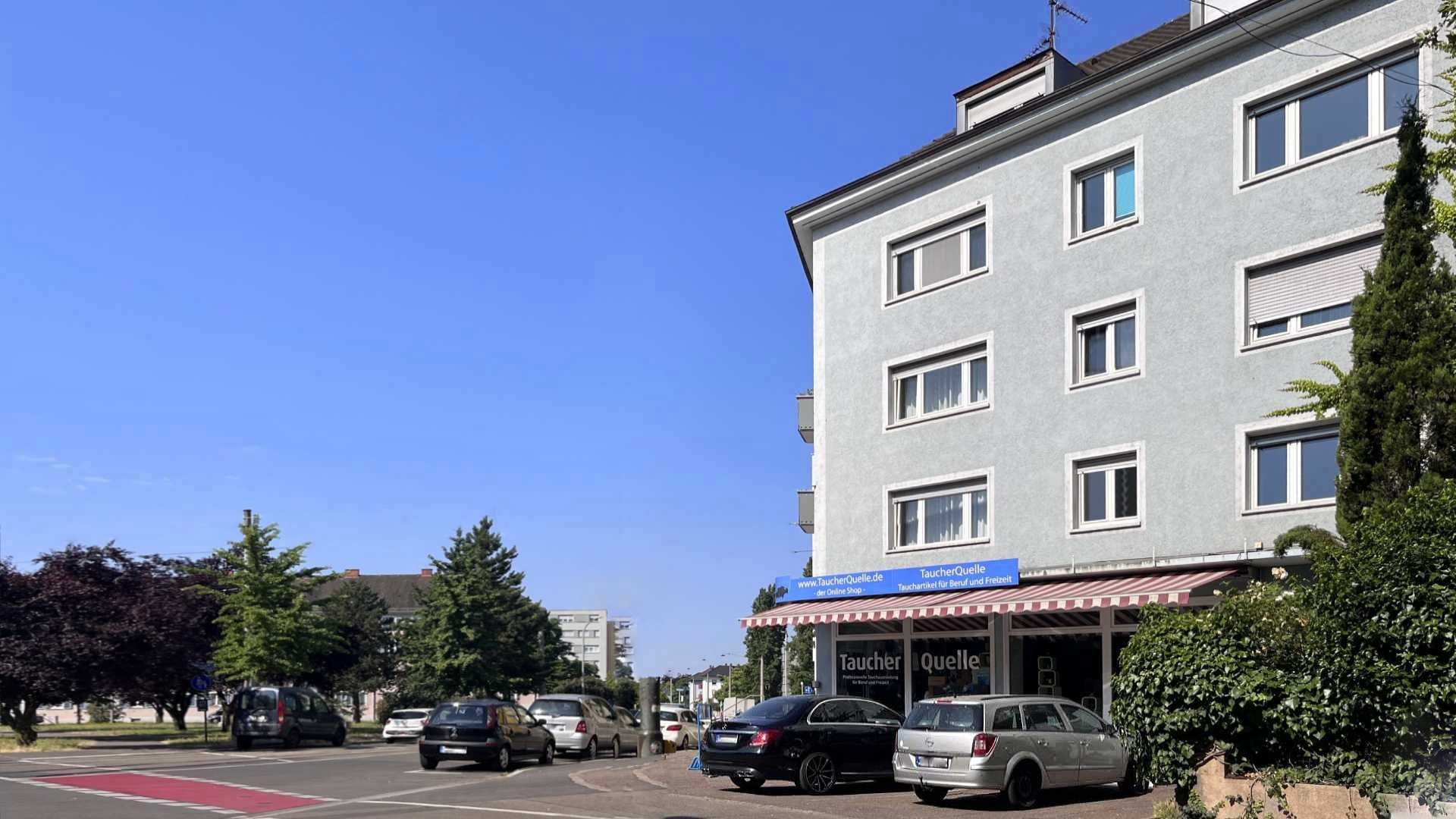 Immobilienangebot - Freiburg i. Br. / Brühl - Wohnen & Investment & Rest - Wohn- und Geschäftshaus in bekannter Sichtlage am Komturplatz