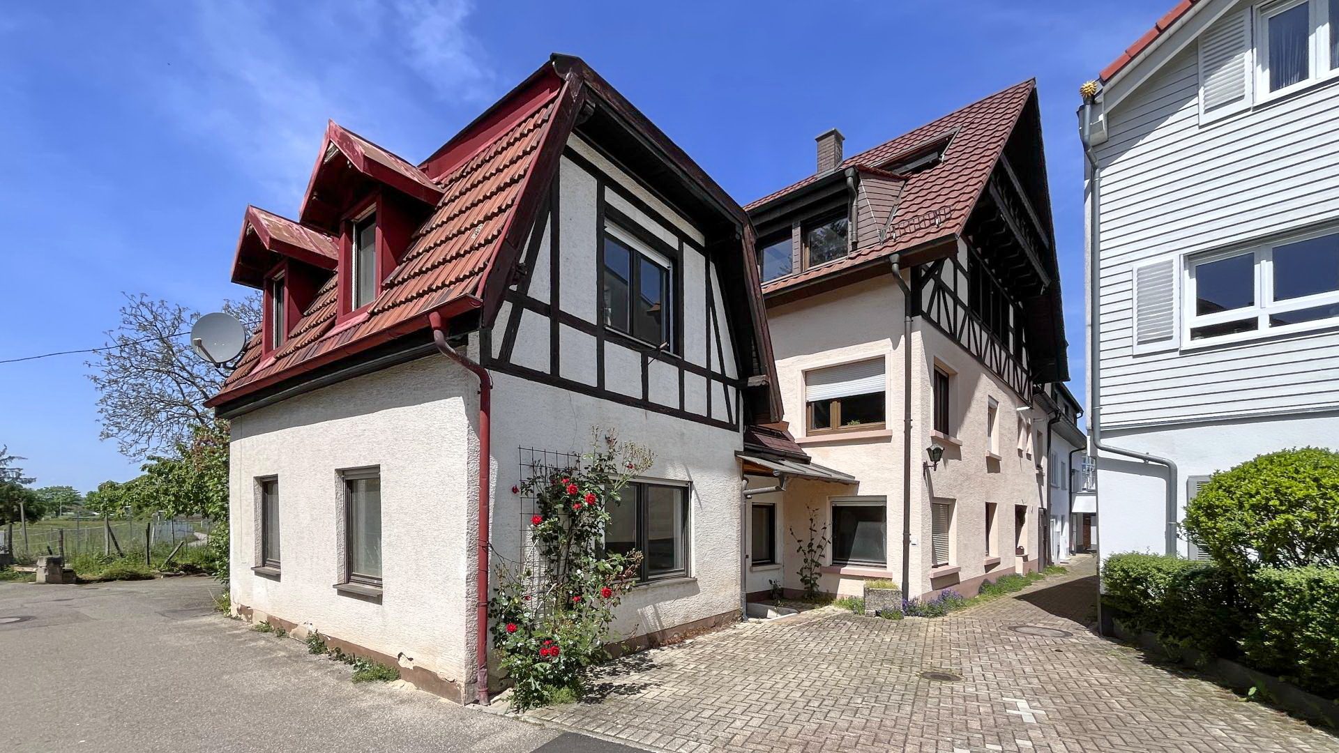 Immobilienangebot - Freiburg i. Br. / St. Georgen - Wohnen & Investment & Rest - Mehrfamilienhaus mit hohem Wertsteigerungspotenzial