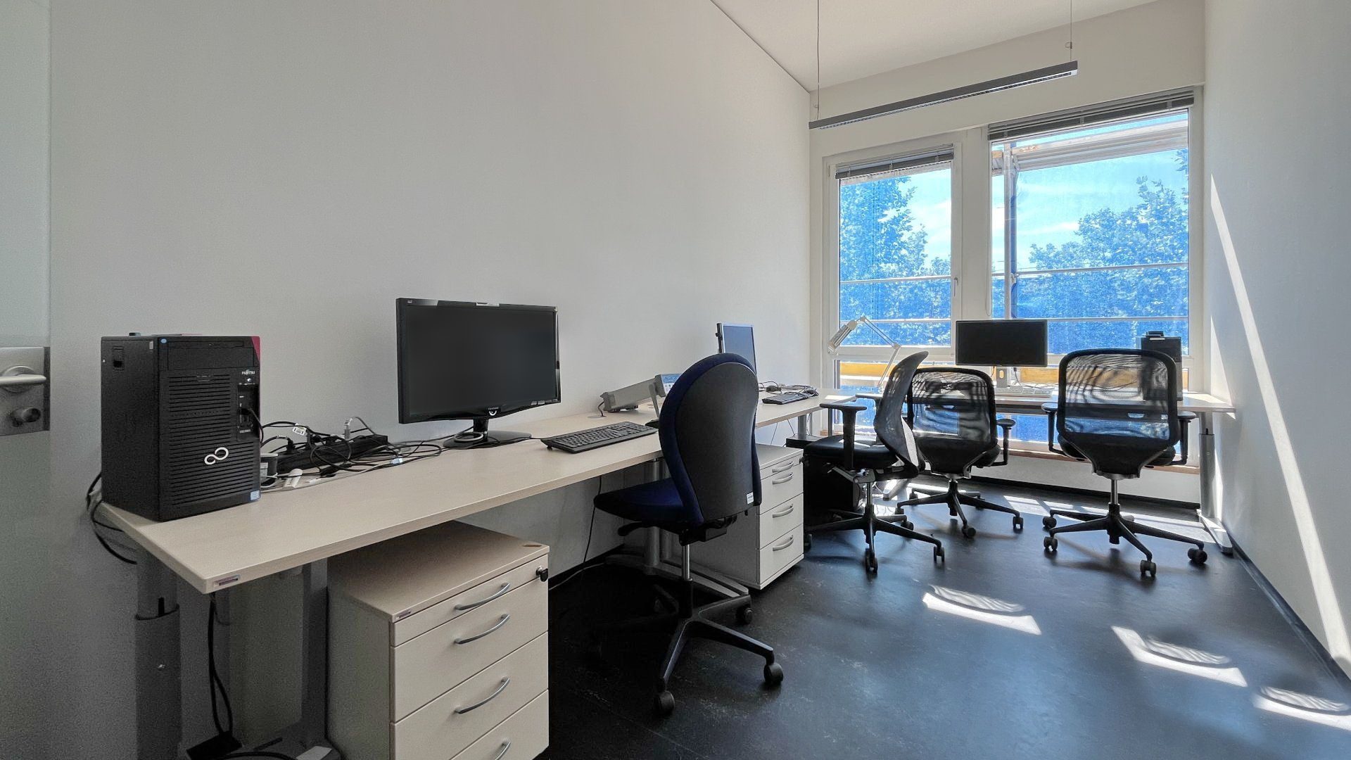 Immobilienangebot - Freiburg - Gewerbe - Repräsentative Gewerbeetagen in bekannter Lage nahe der Uniklinik