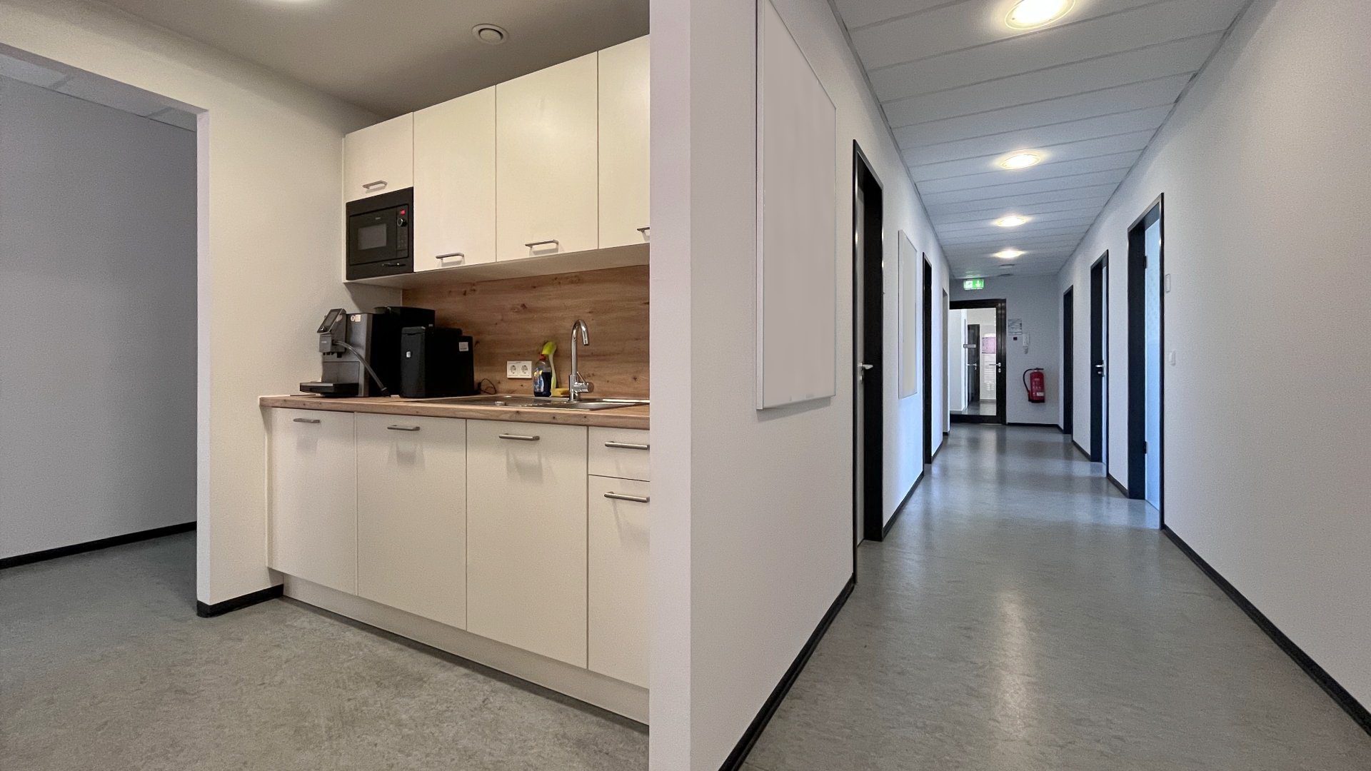 Immobilienangebot - Freiburg - Gewerbe - Repräsentative Gewerbeetagen in bekannter Lage nahe der Uniklinik