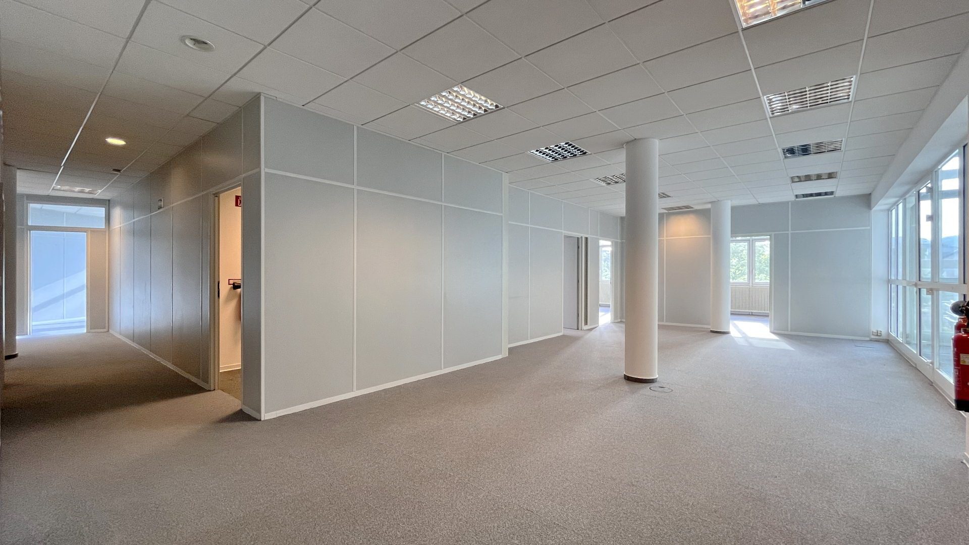 Immobilienangebot - Freiburg i. Br. / Haid - Gewerbe - Ihr neuer Standort - großflächige Büro- oder Praxisflächen im Gewerbegebiet Haid