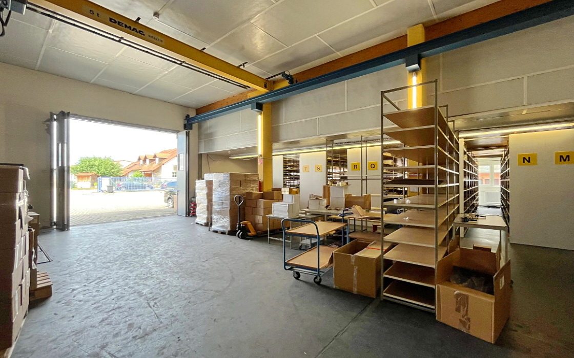 Immobilienangebot - Eschbach - Gewerbe - Großzügige Gewerbehalle mit Büro- und Wohngebäude und Nähe zum Gewerbepark Breisgau
