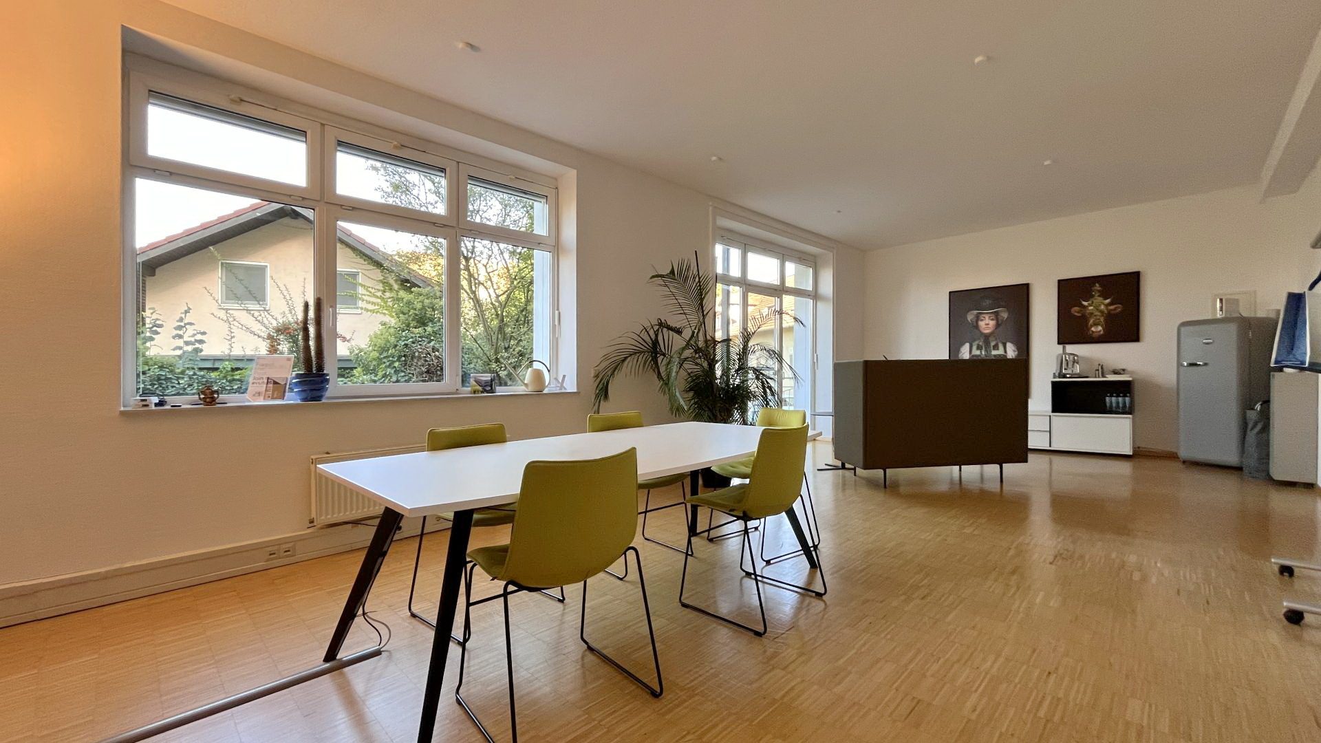 Immobilienangebot - Teningen - Wohnen & Investment & Rest - Ehemalige Zigarrenfabrik mit 8 Wohnungen und 3 Büros in grüner Ortsrandlage