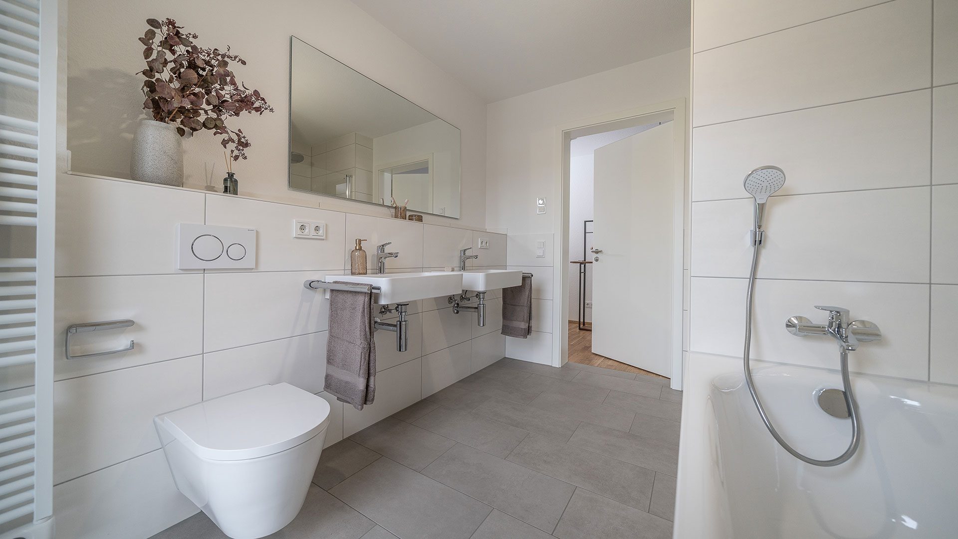 Immobilienangebot - Kirchzarten / Zarten - Wohnen & Investment & Rest - Wohnen, wie Sie es sich immer gewünscht haben.
