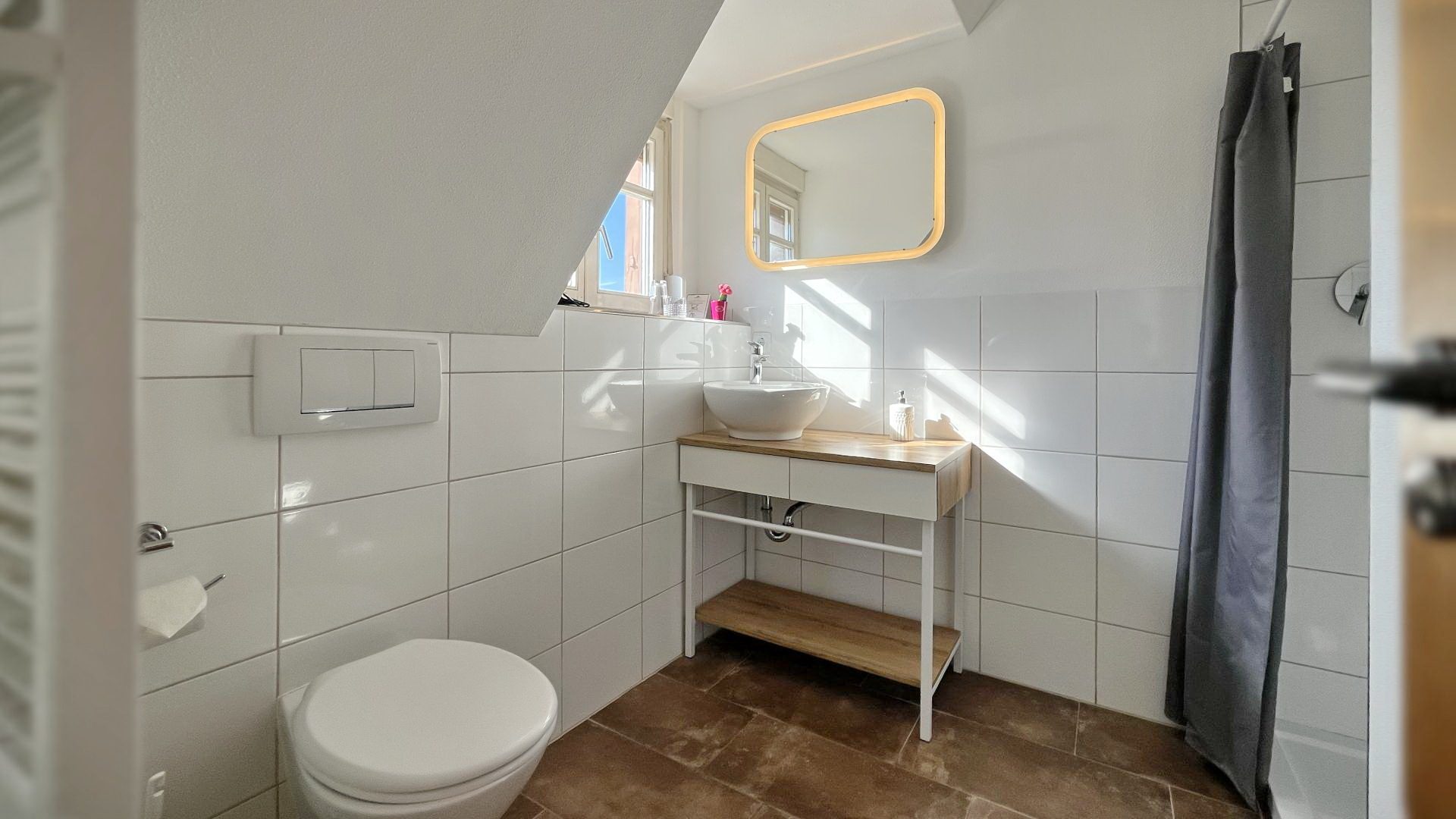 Immobilienangebot - Merzhausen - Gewerbe - Hotel mit Gastwirtschaft auf einem Erbbaugrundstück mit großem Außenbereich vor den Toren Freiburgs