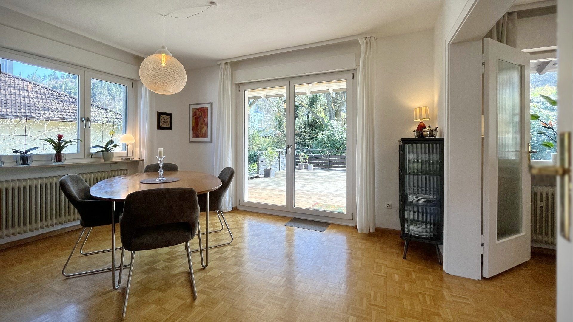 Immobilienangebot - Freiburg i. Br. / Littenweiler - Wohnen & Investment & Rest - Littenweiler | 5,5-Zimmer-Wohnung mit großer Dachterrasse und Privatgarten