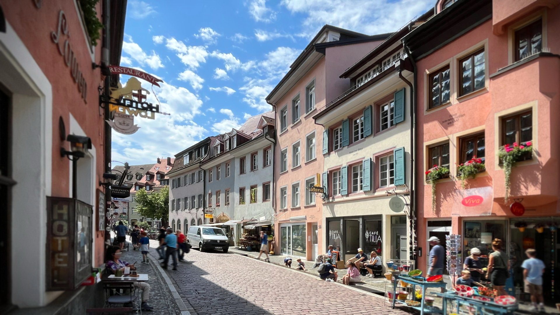 Immobilienangebot - Freiburg im Breisgau - Wohnen & Investment & Rest - Juwel im Herzen der Altstadt - Modernisiertes Wohn- und Geschäftshaus