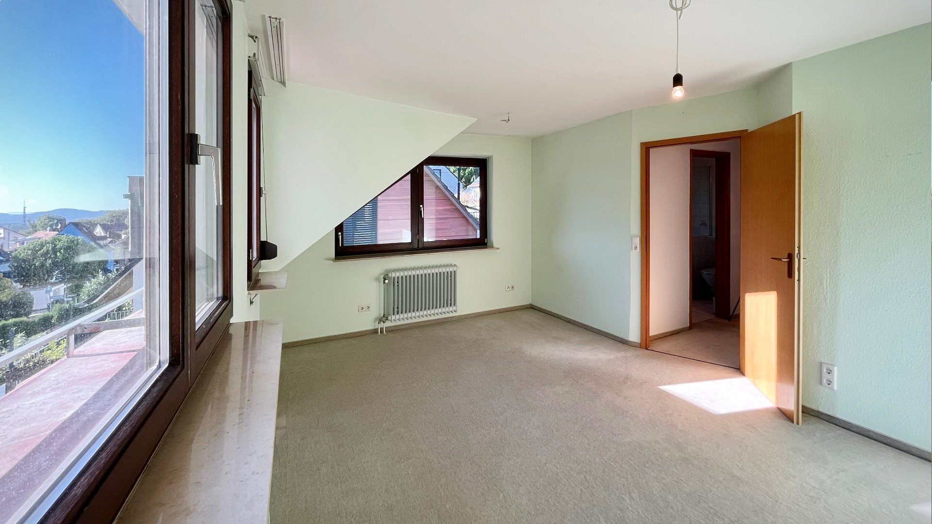 Immobilienangebot - Freiburg i. Br. / Zähringen - Wohnen & Investment & Rest - Zähringen | Charmante Doppelhaushälfte am Hang
