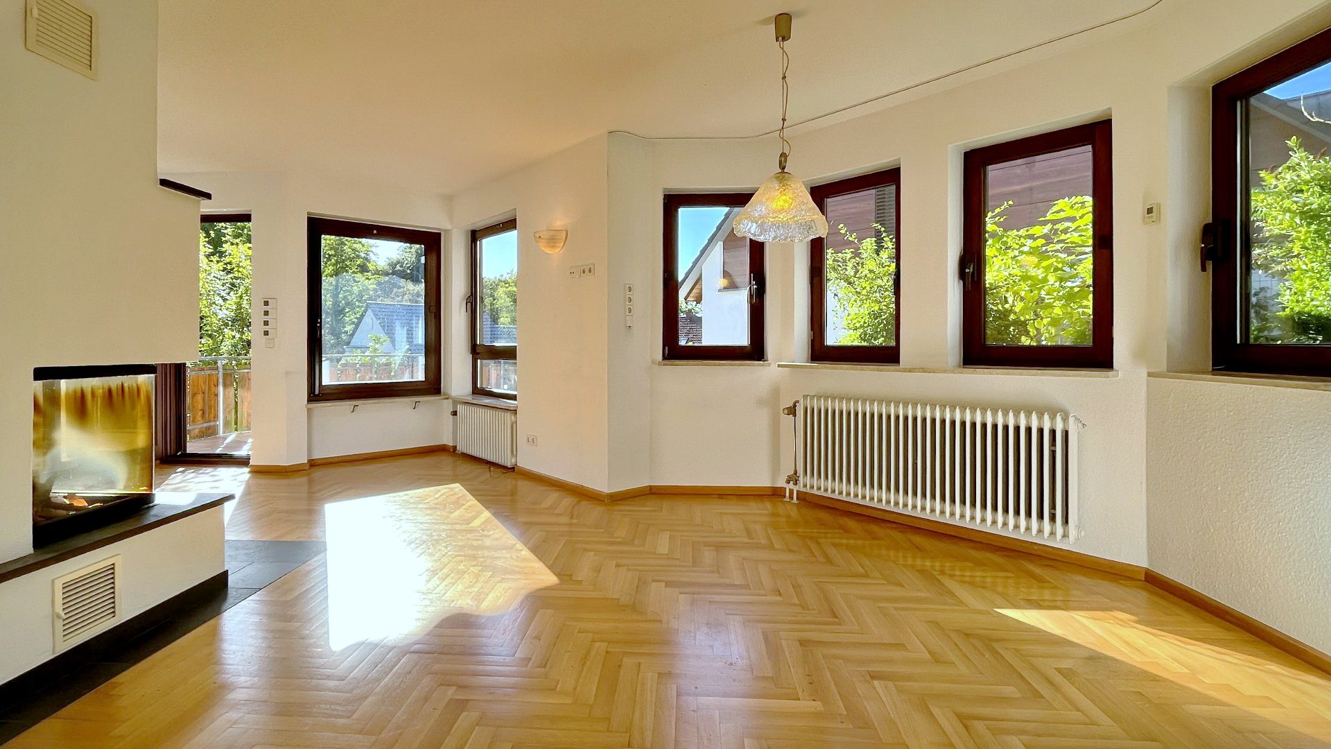 Immobilienangebot - Freiburg i. Br. / Zähringen - Wohnen & Investment & Rest - Zähringen | Charmante Doppelhaushälfte am Hang