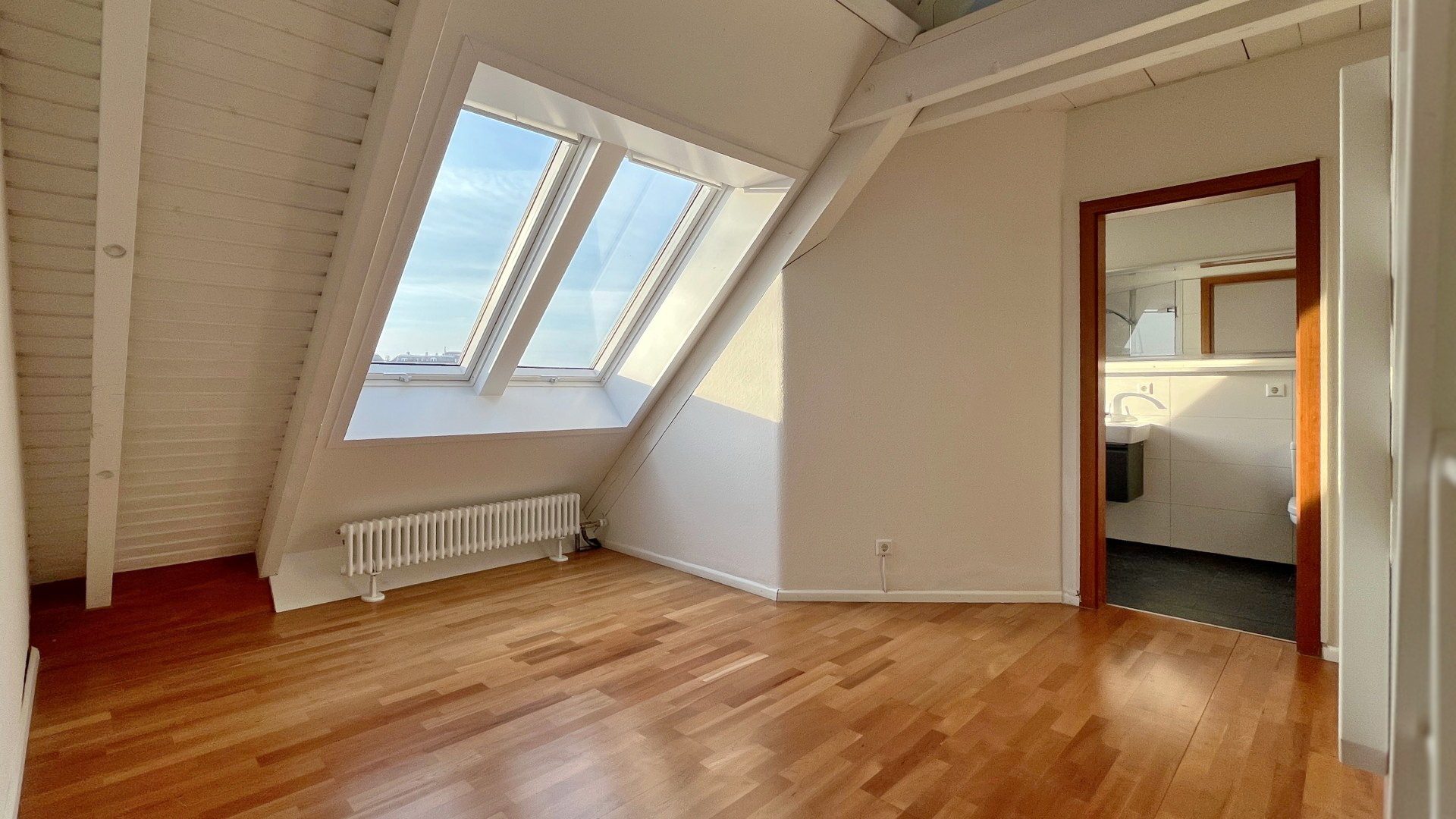 Immobilienangebot - Freiburg i. Br. / Unterwiehre-Süd - Wohnen & Investment & Rest - Familienfreundliche 5-Zimmer-Maisonette im begehrten Stadtteil Freiburg-Wiehre