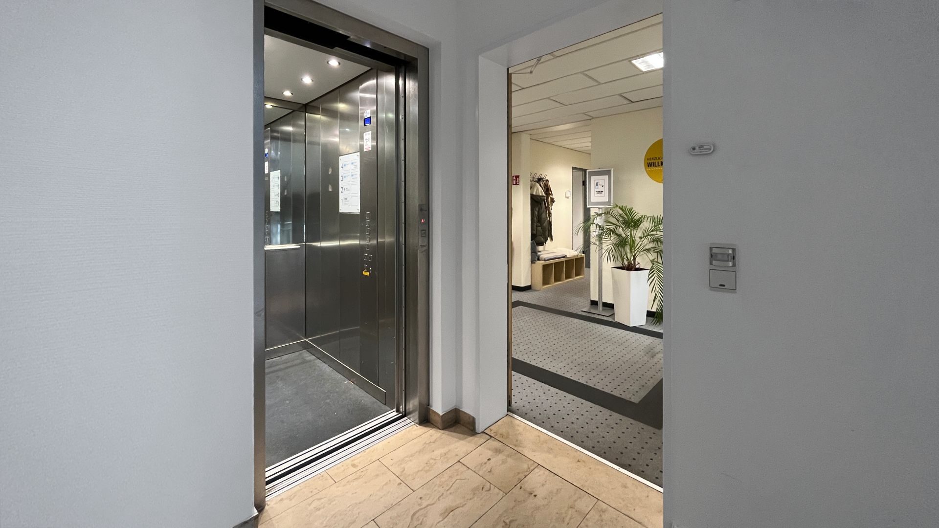 Immobilienangebot - Freiburg im Breisgau - Gewerbe - Flexibel nutzbare Gewerbefläche nahe dem Freiburger Hauptbahnhof