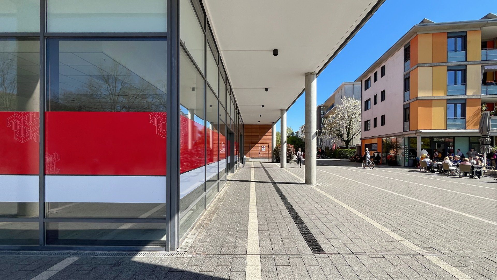 Immobilienangebot - Freiburg i. Br. / Wiehre - Gewerbe - Zentrum Oberwiehre - Gewerbefläche für Gastronomie, Handel und Dienstleistung