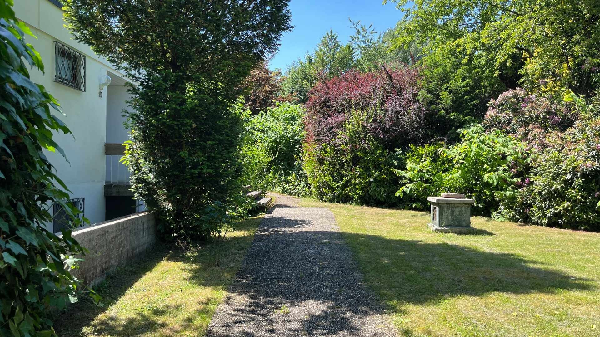 Immobilienangebot - Freiburg im Breisgau / Littenweiler - Wohnen & Investment & Rest - Lage trifft Potenzial: Klassischer Bungalow mit Entwicklungsoption in Freiburg-Littenweiler