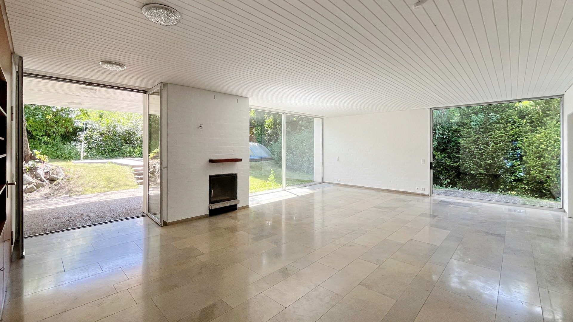 Immobilienangebot - Freiburg im Breisgau / Littenweiler - Wohnen & Investment & Rest - Lage trifft Potenzial: Klassischer Bungalow mit Entwicklungsoption in Freiburg-Littenweiler