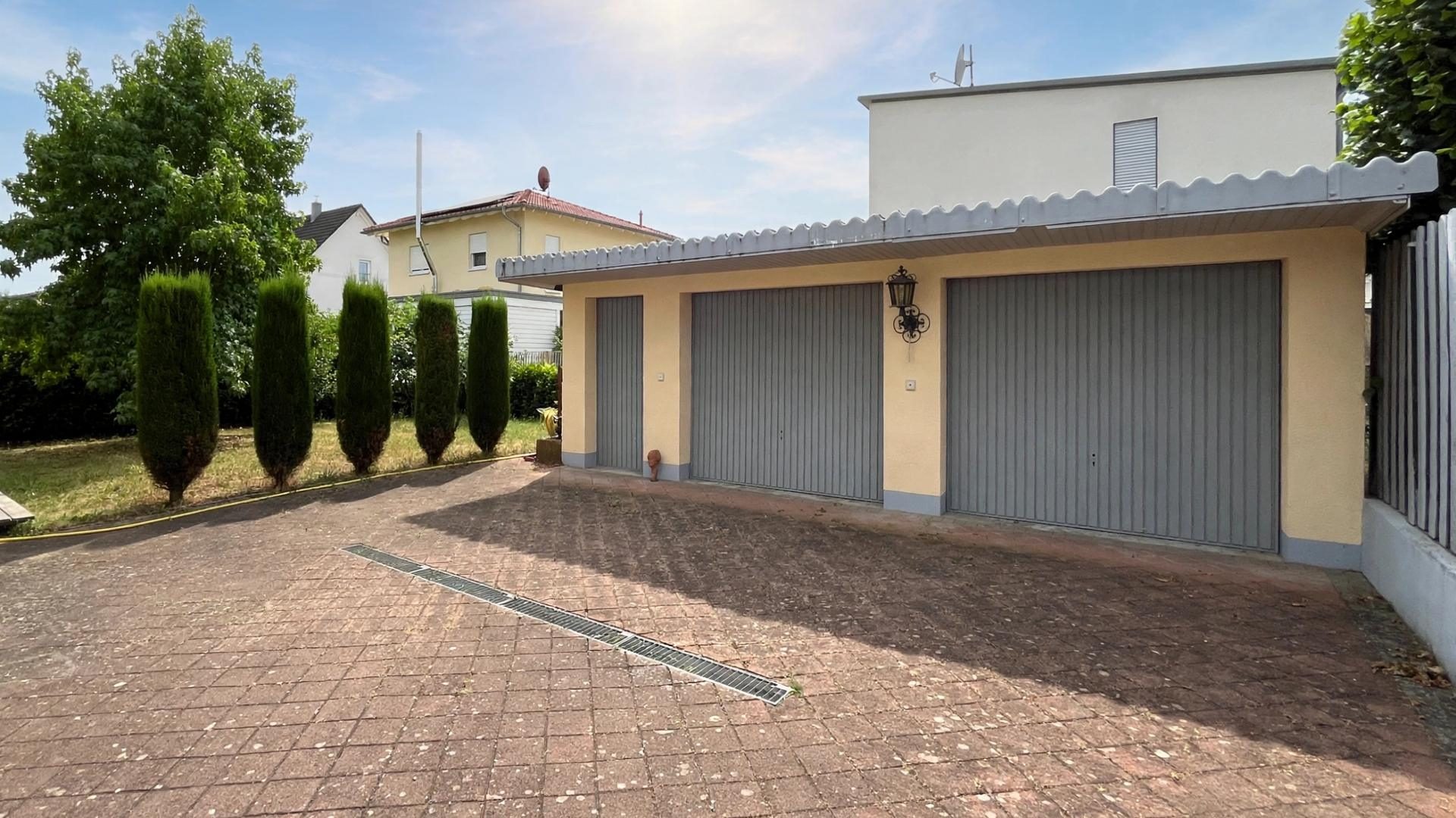 Immobilienangebot - Breisach am Rhein / Oberrimsingen - Wohnen & Investment & Rest - Ruhig gelegene Doppelhaushälfte in naturnaher Lage