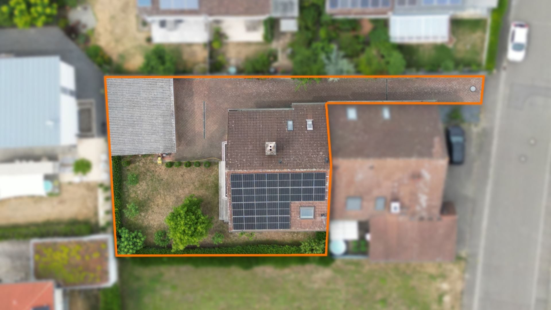 Immobilienangebot - Breisach am Rhein / Oberrimsingen - Wohnen & Investment & Rest - Ruhig gelegene Doppelhaushälfte in naturnaher Lage