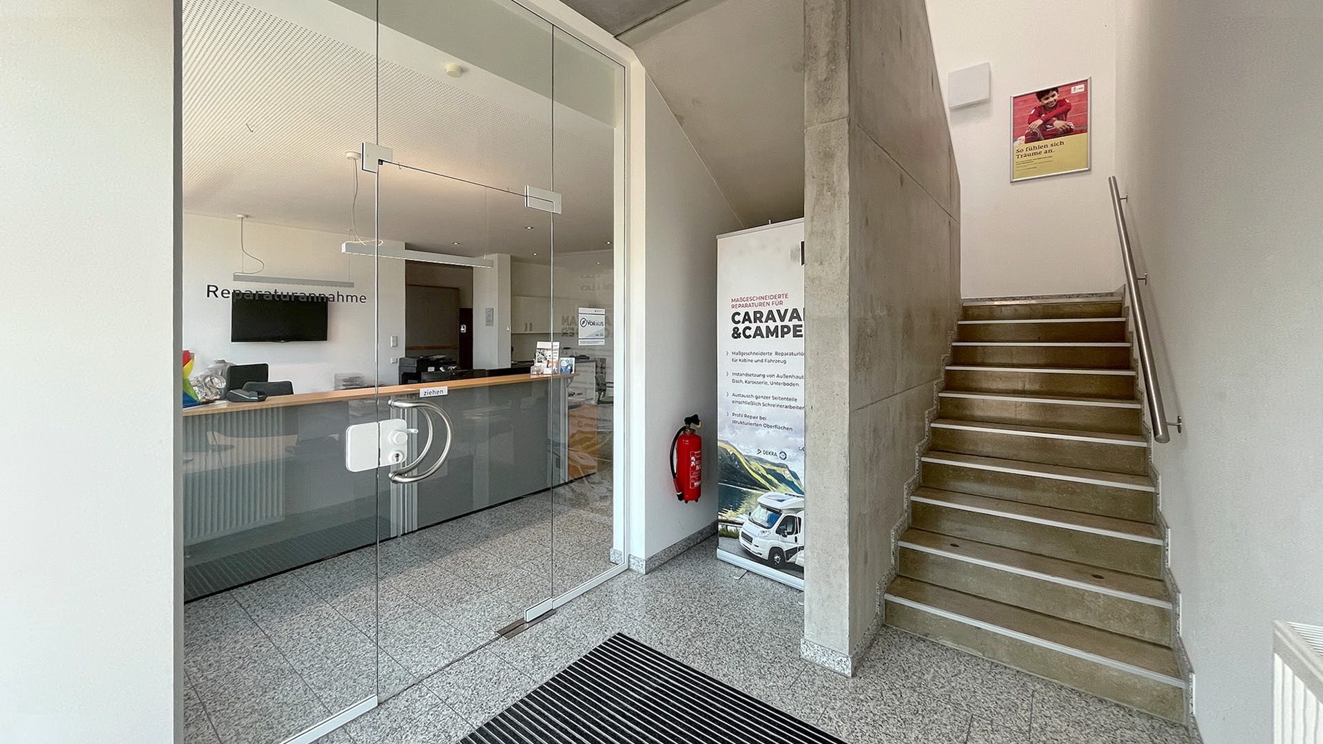 Immobilienangebot - Freiburg im Breisgau - Gewerbe - Moderne Werkstatthalle mit Büro- und Sozialräumen im Industriegebiet Freiburg Nord