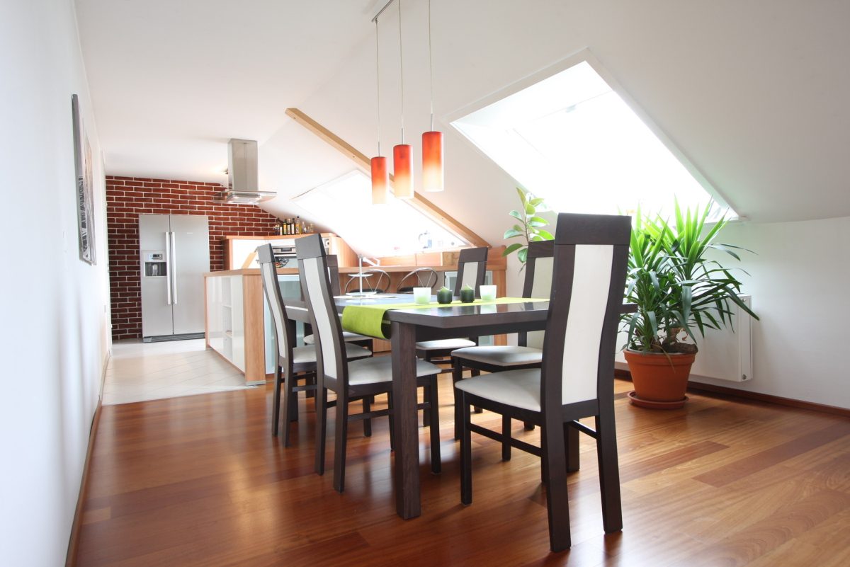 Ingo Leibinger Immobilienvermittlung - Immobilienangebot - Tuttlingen - Alle - Provisionsfrei! Traumwohnung mit Loggia in Nendingen!