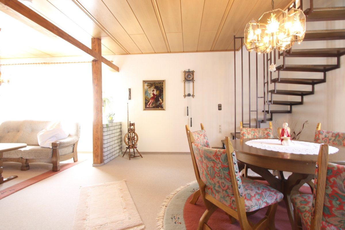 Ingo Leibinger Immobilienvermittlung - Immobilienangebot - Tuttlingen - Haus - Im Herzen von Tuttlingen! Ihre Chance auf ein 1-2 Familienhaus in der Stadt!