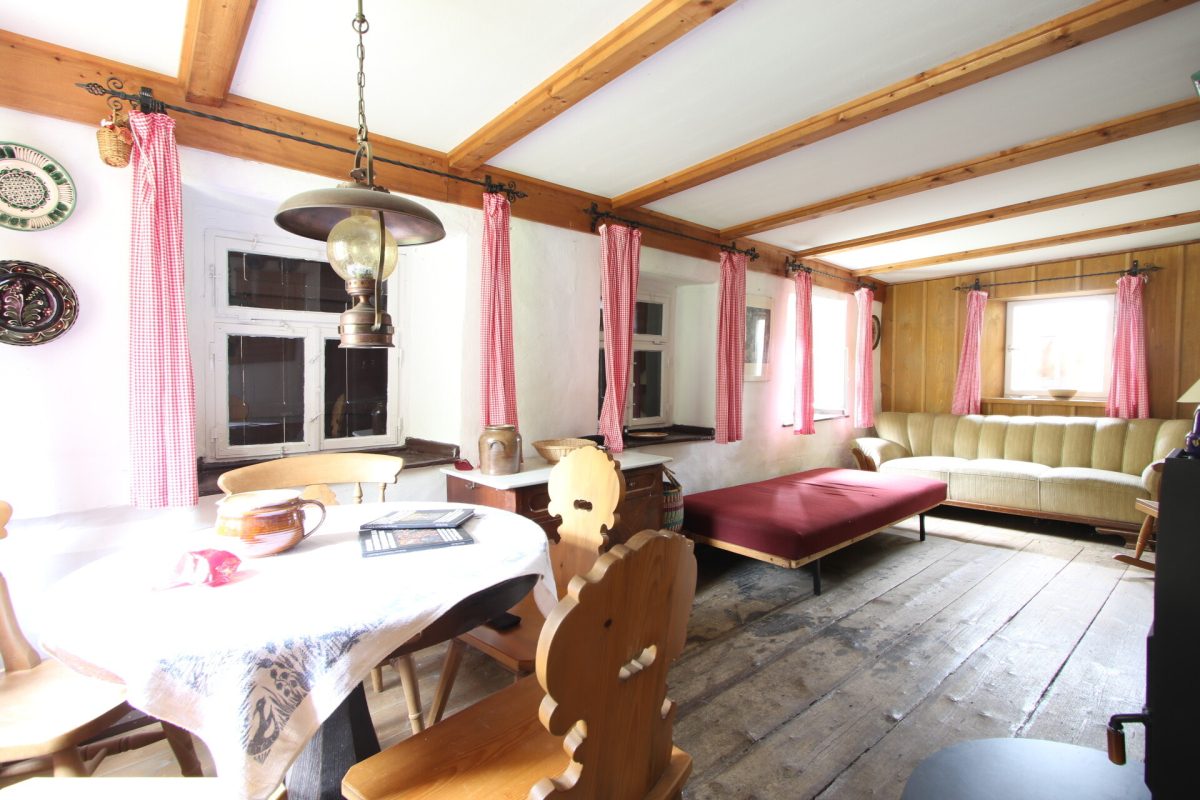 Ingo Leibinger Immobilienvermittlung - Immobilienangebot - Brenthal - Alle - Romantisches kleines Häuschen in Ortsrandlage