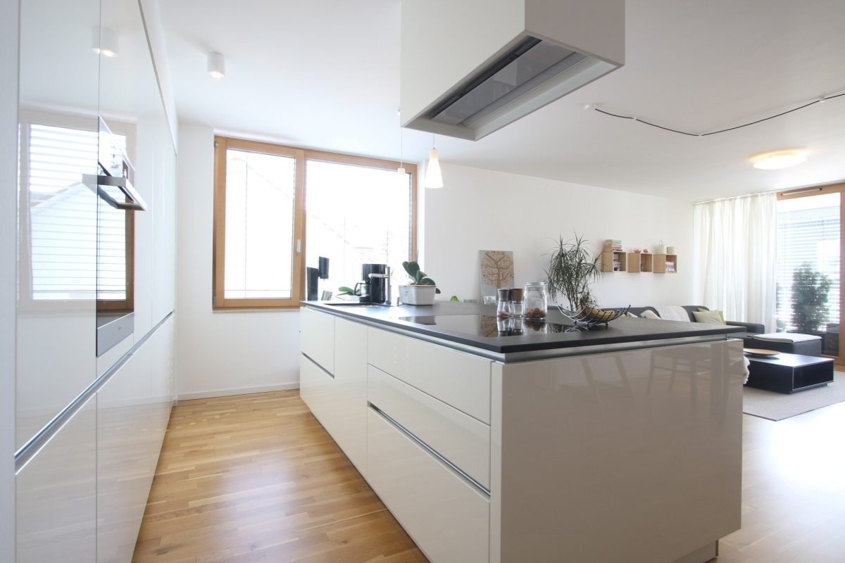 Ingo Leibinger Immobilienvermittlung - Immobilienangebot - Tuttlingen - Wohnung - Moderne und helle 3,5 Zimmer Wohnung mit großzügigem Balkon!