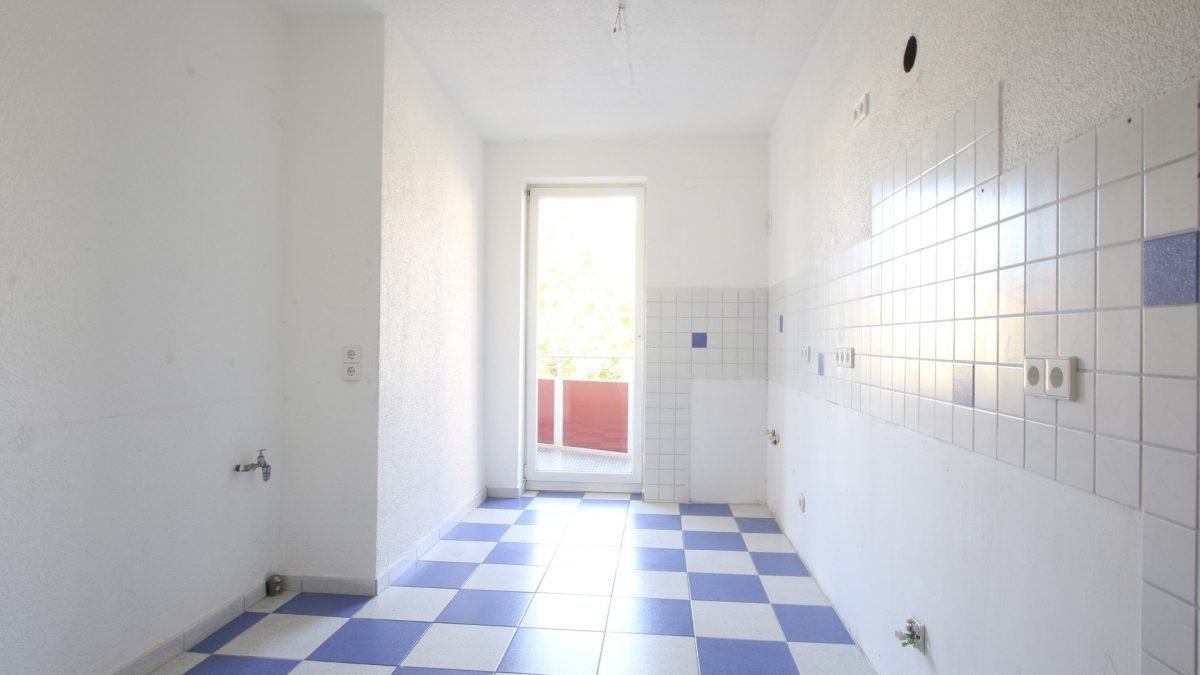 Ingo Leibinger Immobilienvermittlung - Immobilienangebot - Tuttlingen - Haus - Provisionsfrei! Wohn-und Geschäftshaus mit Garagen und Stellplatz in perfekter Innenstadtlage!