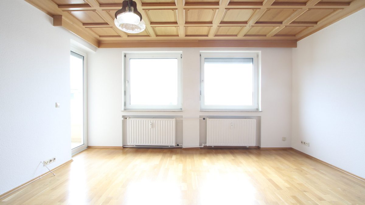 Ingo Leibinger Immobilienvermittlung - Immobilienangebot - Tuttlingen - Alle - Schöne 3-Zi.Wohnung mit Top-Aussicht und Balkon in bevorzugter Wohnlage!!