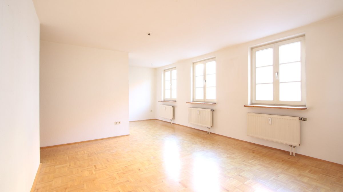 Ingo Leibinger Immobilienvermittlung - Immobilienangebot - Tuttlingen - Alle - Schöne 2-Zimmer-Wohnung zentral in der Innenstadt!
