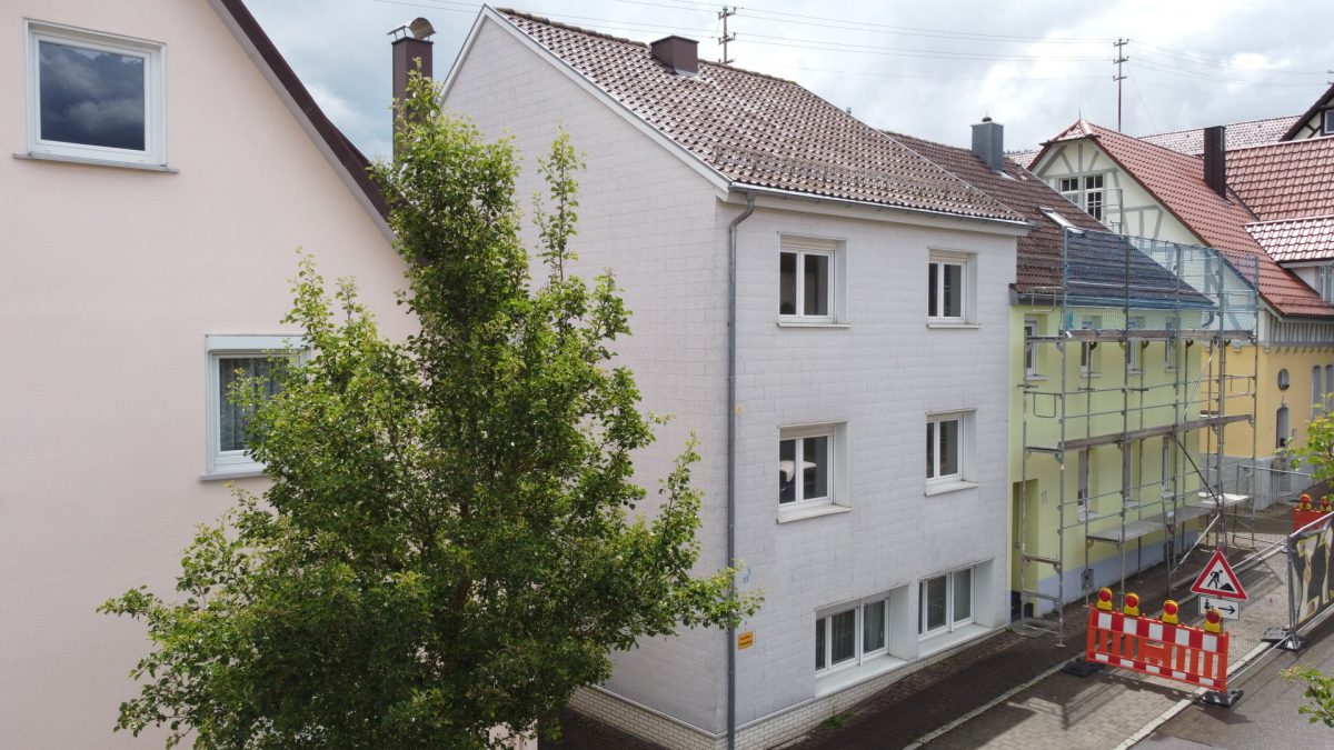 Ingo Leibinger Immobilienvermittlung - Immobilienangebot - Spaichingen - Alle - Hoppla, da kann man was draus machen...