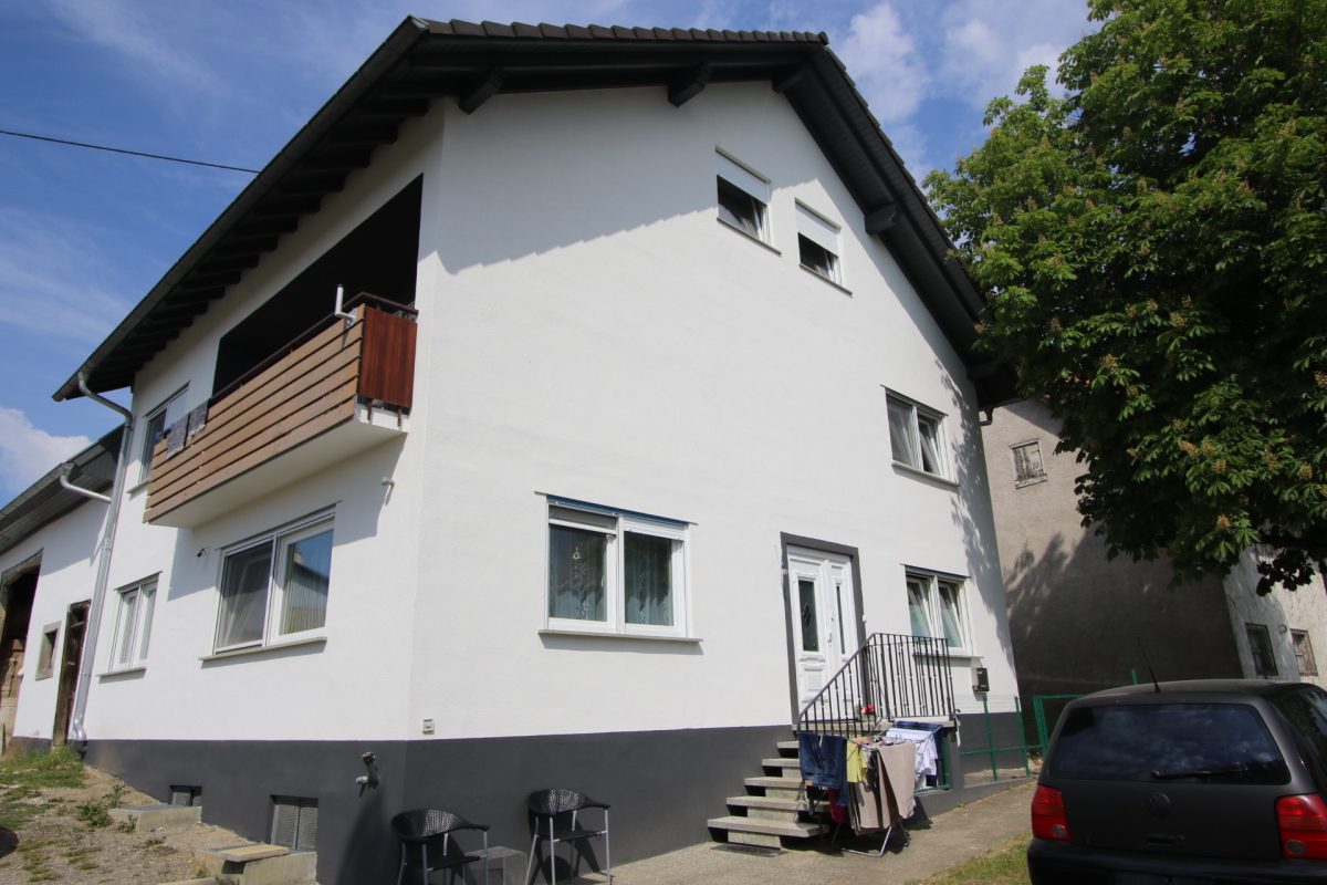 Ingo Leibinger Immobilienvermittlung - Immobilienangebot - Neuhausen - Alle - Ehemaliges Bauernhaus mit viel Platz für Ihre Ideen!
