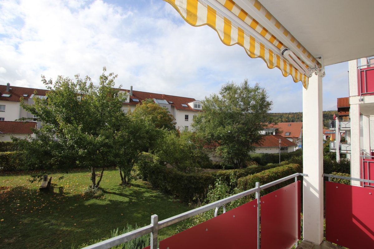 Ingo Leibinger Immobilienvermittlung - Immobilienangebot - Tuttlingen - Alle - 2 1/2  Zimmer Wohnung mit Balkon in der Tuttlinger Nordstadt!
