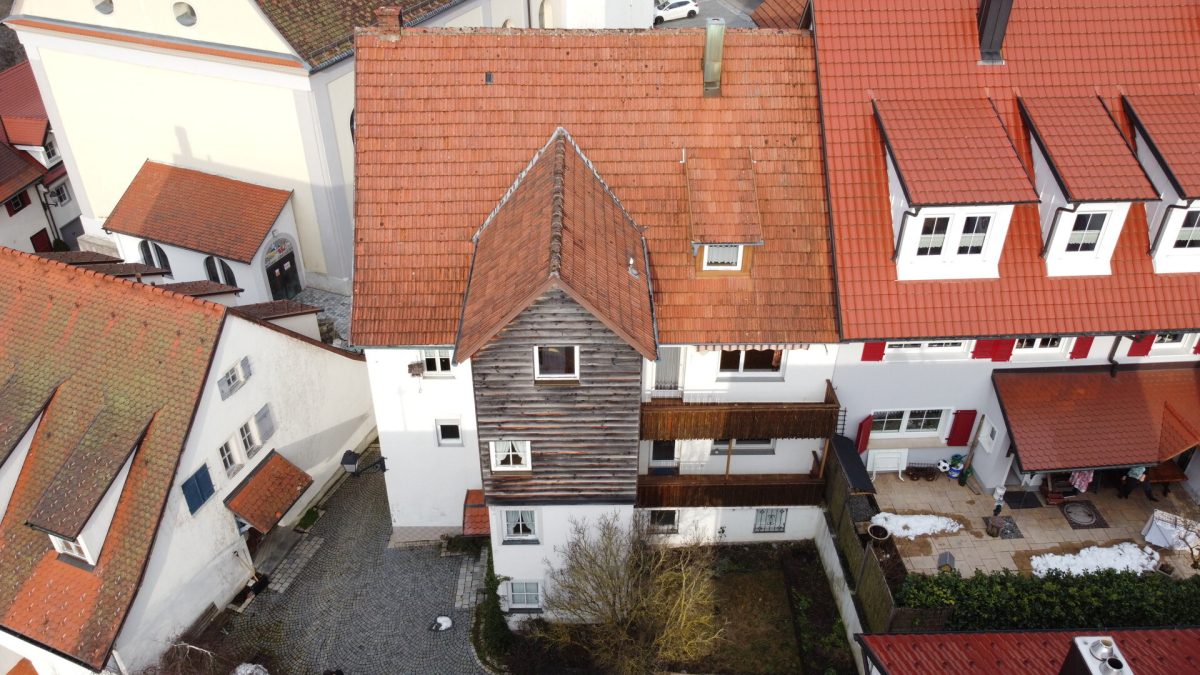 Ingo Leibinger Immobilienvermittlung - Immobilienangebot - Mhlheim - Alle - Steuern sparen mit 7h Afa! Zwei- Dreifamilienhaus in Mühlheim!